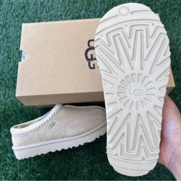 🎄✨🎉UGG Tasman Slipper Sand - Picture 4 of 4